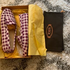 BRAND NEW Tods loafers with box and dust bag